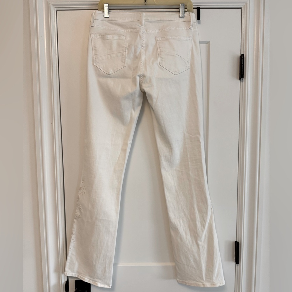 Driftwood White Embroidered Women Jeans - Picture 3 of 5